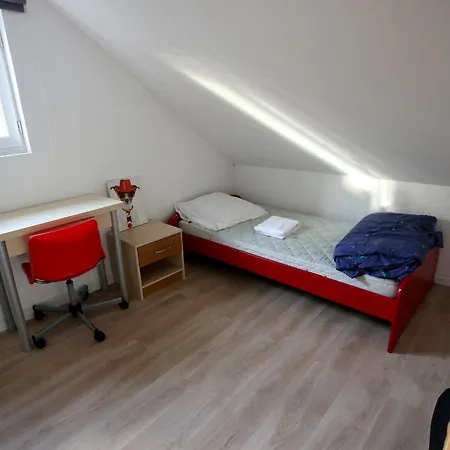 Maison Familiale Avec Terrasse Et Proche à - Fr-1-364-98 Casa de Férias