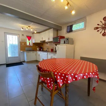 Holiday home Maison Familiale Avec Terrasse Et Proche A - Fr-1-364-98 Saint-Brevin-les-Pins